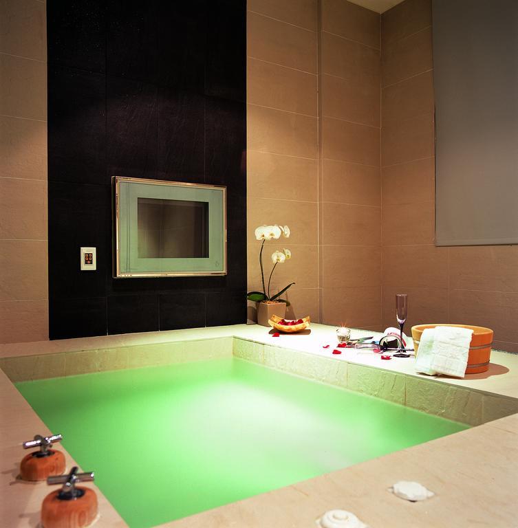 The Solas Hot Spring Resort Nantou Phòng bức ảnh